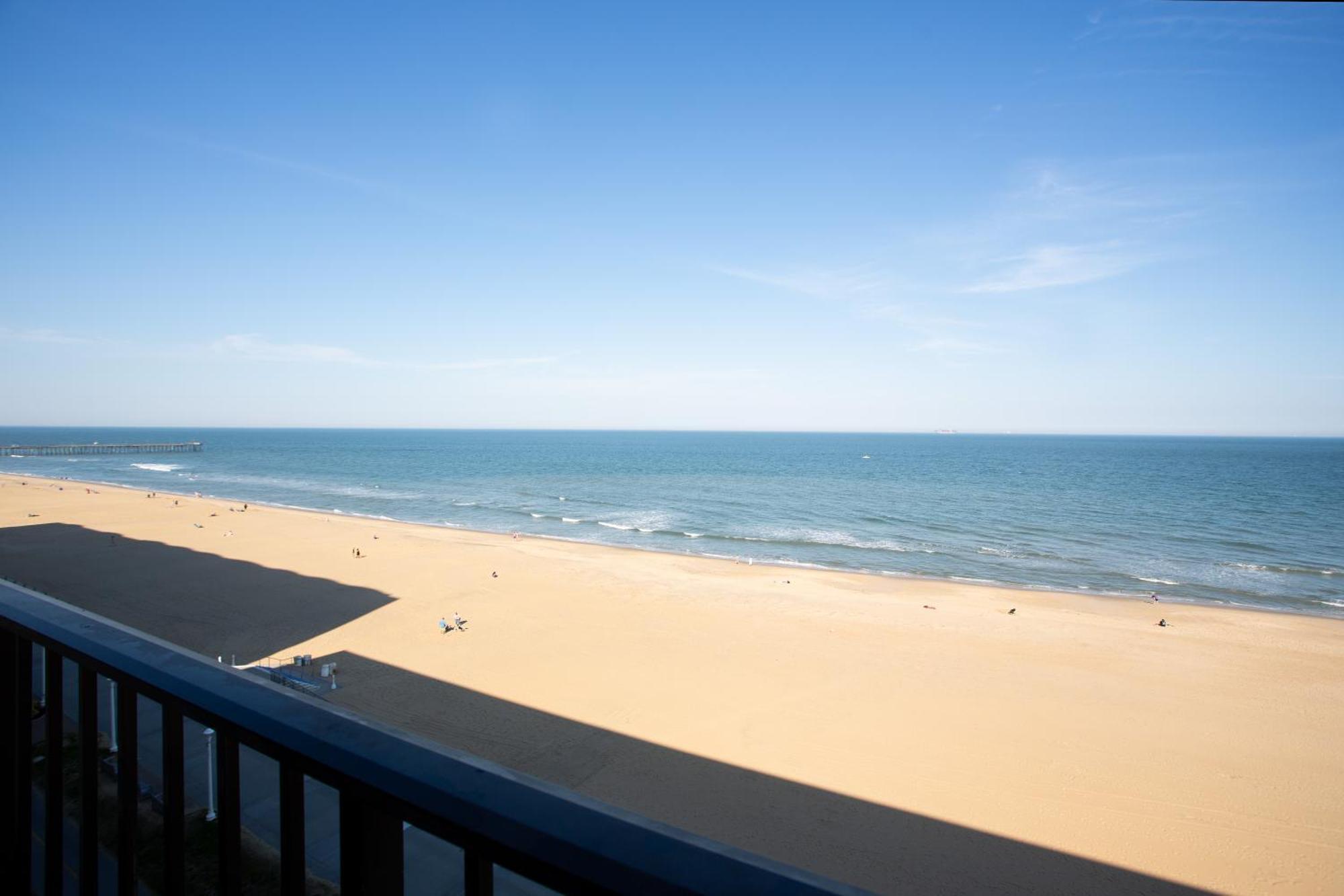 The Barclay Towers Hotel And Resort Virginia Beach Exterior foto