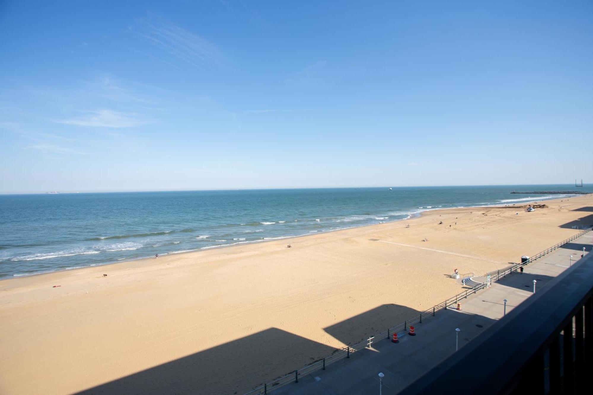 The Barclay Towers Hotel And Resort Virginia Beach Exterior foto