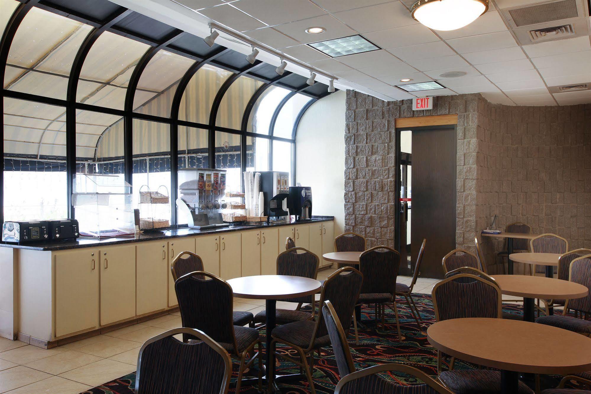 The Barclay Towers Hotel And Resort Virginia Beach Exterior foto